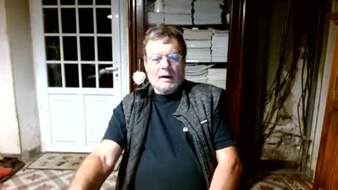 Snapshot of _123_voyeur_ chatting on October 16, 9:35 pm _123_voyeur_ online show from October 16, 9:35 pm