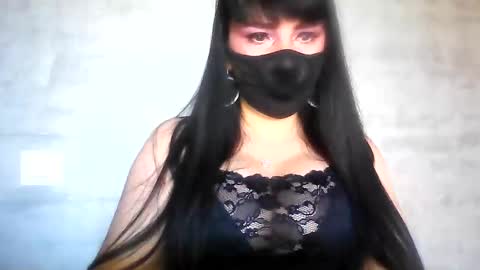 Adela online show from June 11, 4:05 pm
