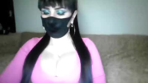 Adela online show from January 27, 9:00 pm