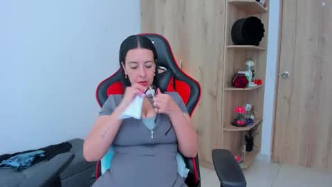 AMANDA online show from February 24, 4:43 pm