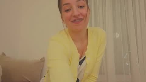 Anna online show from October 23, 6:53 pm