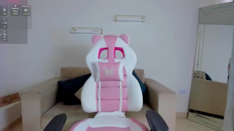    online show from March 17, 12:21 pm