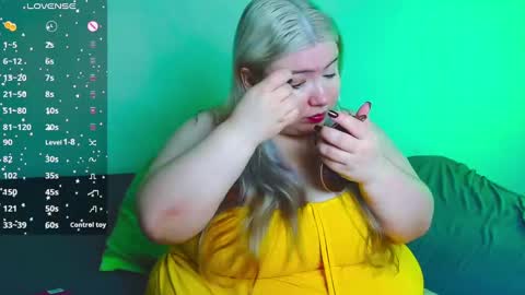 _ariaakashi_ online show from February 26, 5:24 am