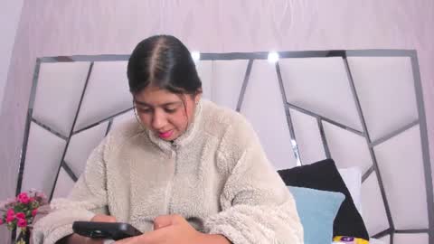 Aura online show from June 8, 3:18 am