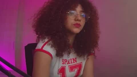 _bella_doll_ online show from May 9, 4:24 pm