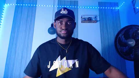 Andrew online show from February 6, 3:21 am