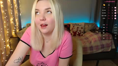 Elizabeth online show from January 10, 8:15 pm