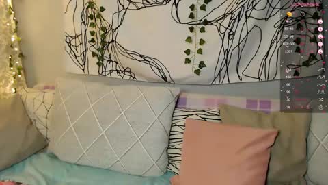 Elizabeth online show from September 17, 5:05 pm