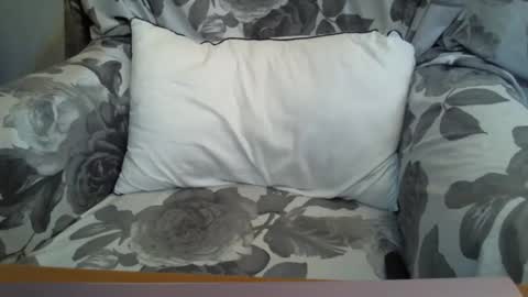 _bunny_b online show from March 5, 9:49 am