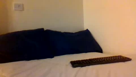 _bunny_b online show from October 6, 7:59 am