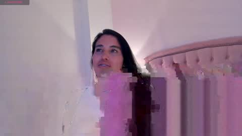 cailyn  online show from May 12, 9:13 pm