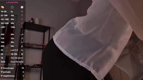 _chillbacca_ online show from March 5, 5:16 am