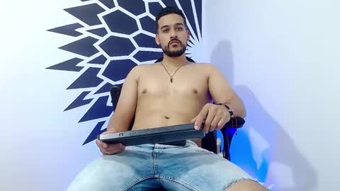 CRIS online show from February 17, 12:32 am