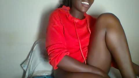 clara online show from March 10, 11:12 am