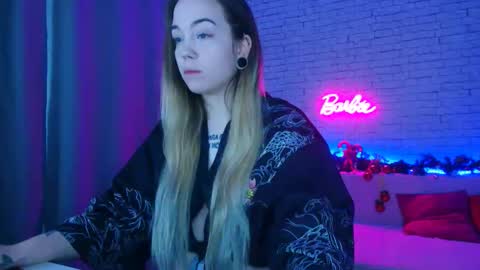 Nica online show from January 8, 5:13 am