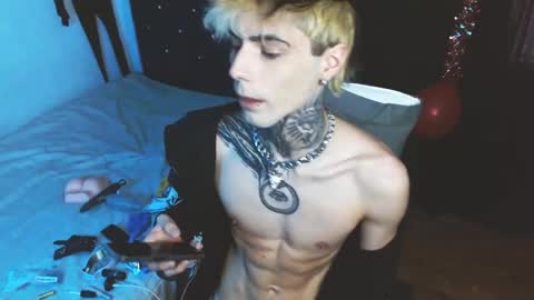 Nate Evans 50 OF online show from February 21, 7:39 pm