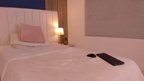 Dakota online show from February 13, 9:50 pm