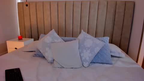 Dara online show from March 11, 3:56 pm