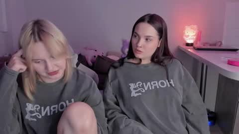 Ri   online show from February 3, 9:30 pm