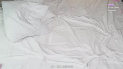 Luna and Dior  Telegram - A mgram online show from February 28, 3:54 am