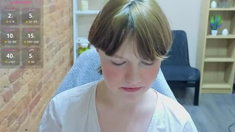 Luna    online show from April 17, 3:47 pm