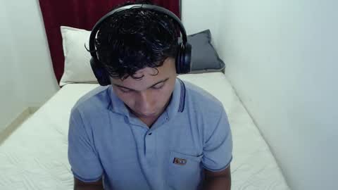 _duvan_123 online show from January 7, 2:16 am