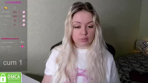 chloue and Gretta online show from February 9, 10:20 am