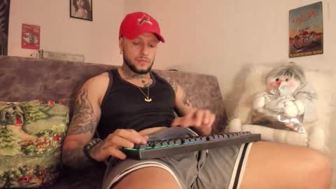 Emilio online show from December 18, 10:32 am