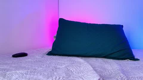 Felicity online show from November 4, 2:07 pm