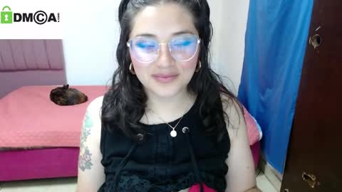 Y online show from April 6, 4:30 pm