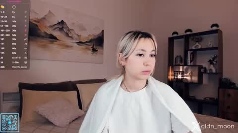 Rina online show from December 22, 8:15 pm