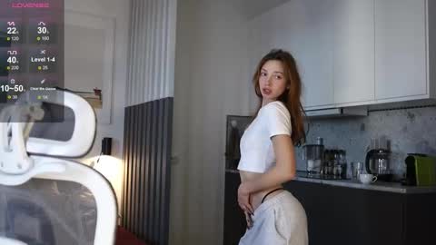 Snapshot of _guesswhat_ chatting on September 28, 2:04 pm Katarina online show from September 28, 2:04 pm