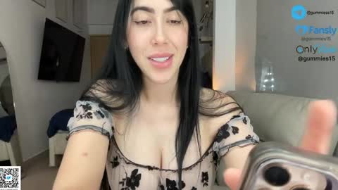sara online show from May 16, 1:35 am