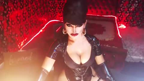 Snapshot of _hailyourqueenx chatting on January 2, 5:24 am GoDDess  Chloe online show from January 2, 5:24 am