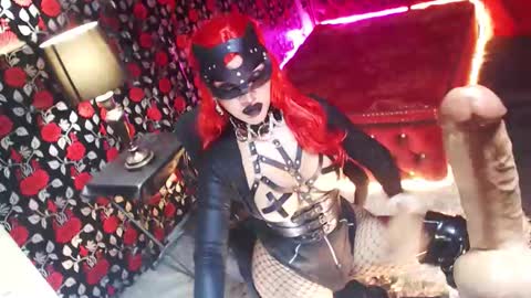 Snapshot of _hailyourqueenx chatting on September 20, 6:00 pm GoDDess  Chloe online show from September 20, 6:00 pm