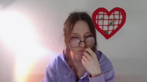 Hannaolotl online show from May 30, 5:33 pm