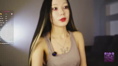 you Mia online show from August 4, 4:36 pm