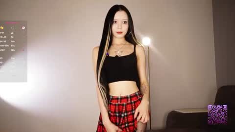 you Mia online show from August 6, 4:38 pm