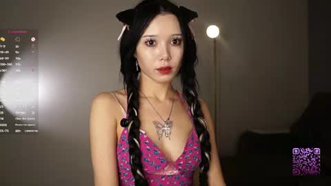 you Mia online show from August 7, 6:06 pm