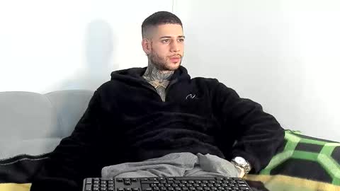 jeison online show from November 28, 12:45 pm