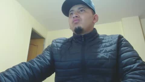 Snapshot of _jordanxxiii chatting on December 11, 8:58 am jordan online show from December 11, 8:58 am