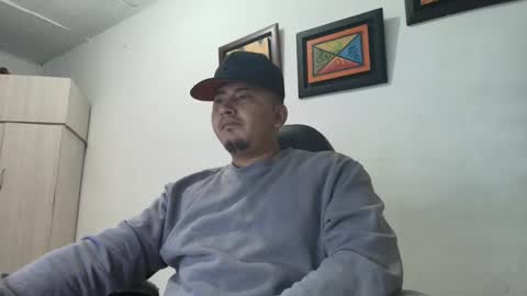 Snapshot of _jordanxxiii chatting on October 22, 6:05 am jordan online show from October 22, 6:05 am