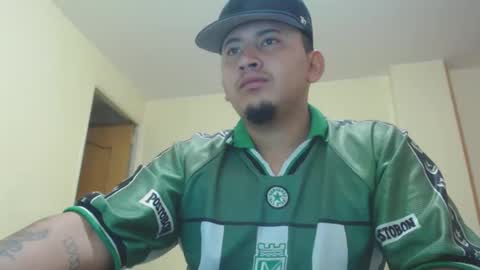 Snapshot of _jordanxxiii chatting on December 13, 1:33 pm jordan online show from December 13, 1:33 pm