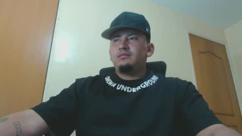 Snapshot of _jordanxxiii chatting on January 17, 3:34 am jordan online show from January 17, 3:34 am