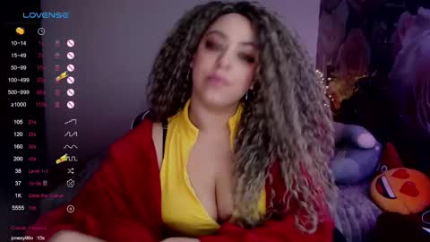 _just_a_queen_3 online show from February 20, 5:52 pm