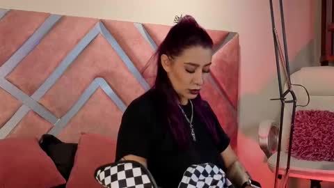 kelly online show from November 11, 12:40 pm