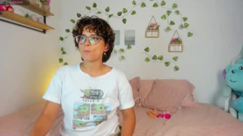 kelly online show from December 14, 11:11 pm