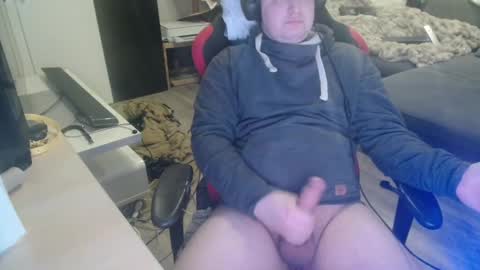 _kitsu_ online show from February 10, 3:53 pm