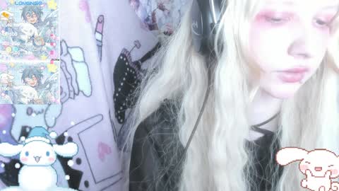  kuro  online show from December 20, 10:49 am