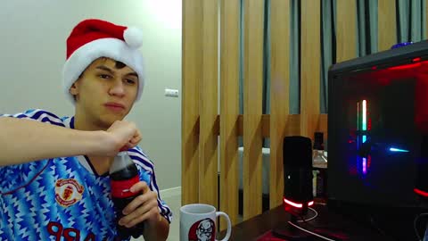 Snapshot of _kurt chatting on December 29, 6:16 pm Kurt online show from December 29, 6:16 pm